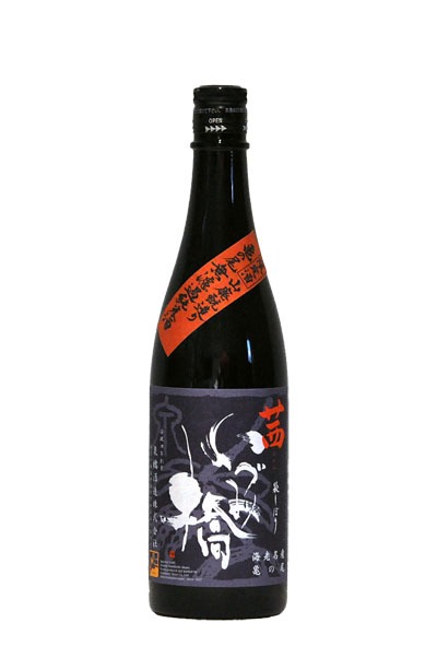 Izumibashi: Junmai Yamahai Kamenoo "Akane" 25BY 720ml Izumibashi: Junmai Yamahai Kamenoo "Akane" 25BY 720ml